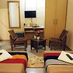 Flagship 9046 Hotel Metro Star