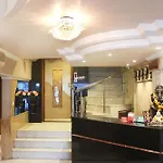 Oyo Rooms Near Jhandewalan Metro