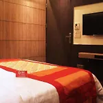 Oyo Rooms Near Jhandewalan Metro