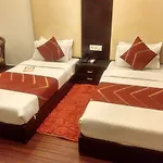 Hotel New Walnut Castle