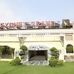 Sydney Grand Hotel & Resort
