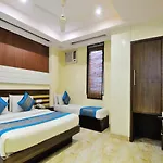 Hotel Gold Star Inn - Paharganj