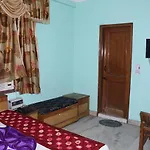 Hotel Sriswal View