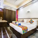 Fabhotel Marble Arch Karol Bagh