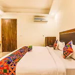 Fabhotel Srv New Delhi Airport
