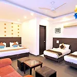 Hotel La Vista Delhi