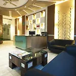 Golden Leaf Hotel