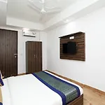 Oyo 10795 Hotel Rs Residency