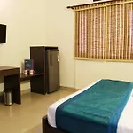 Oyo 2680 Hotel Presidency