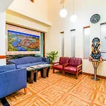 Fabhotel Divine Inn