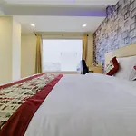 Airport Hotel Daya Capitol