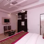Aero Lift Hotel Delhi Airport Mahipalpur