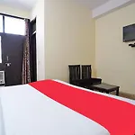 Oyo 46744 Hotel Yash