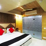 Capital O 23188 Glory Villa