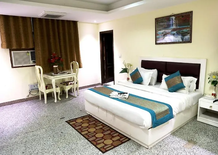 Airport Hotel The Paramont