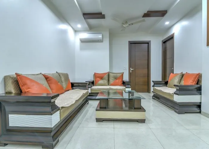 Ideal 3Bhk Apartment!Downtown