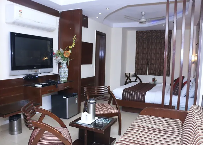 Hotel High 5 Land