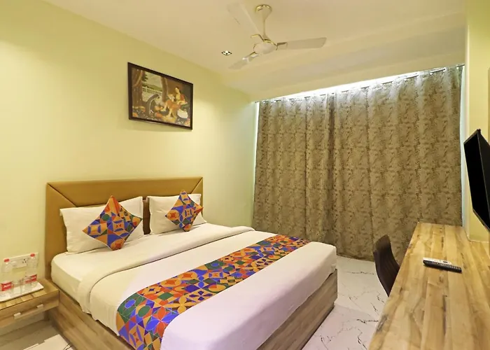 Hotel Good Vibe Near Delhi Igi Airport
