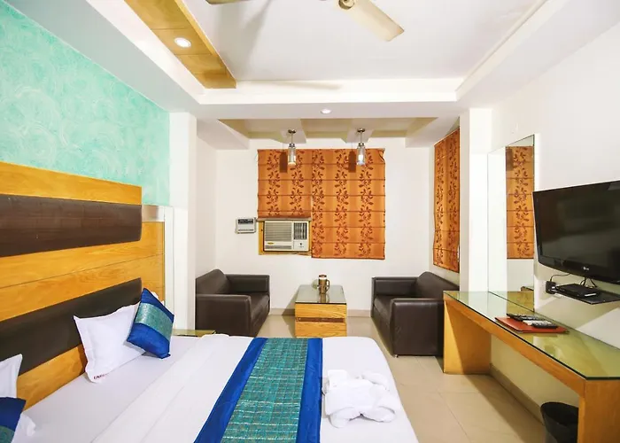 Hotel Lav Kush Deluxe At \