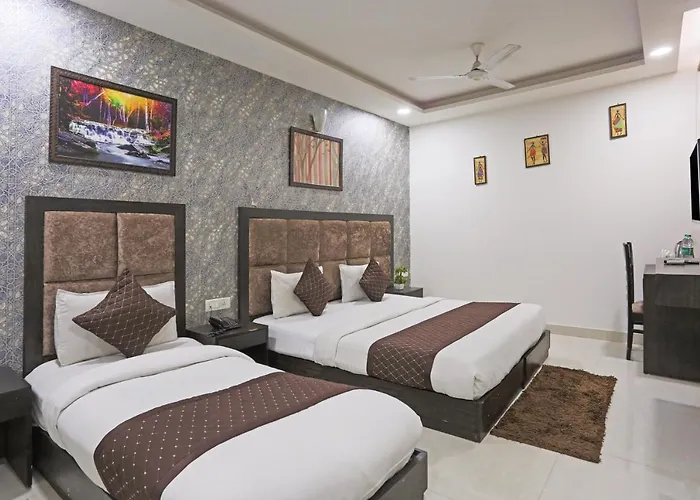 Hotel Grand Belwood Near Delhi Airport