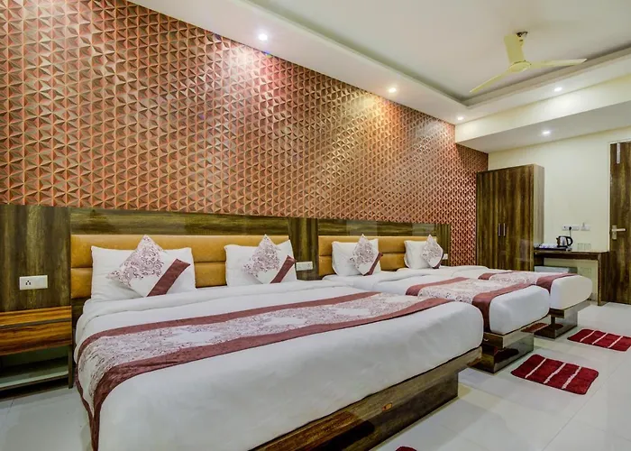 Hotel R S Delhi Airport