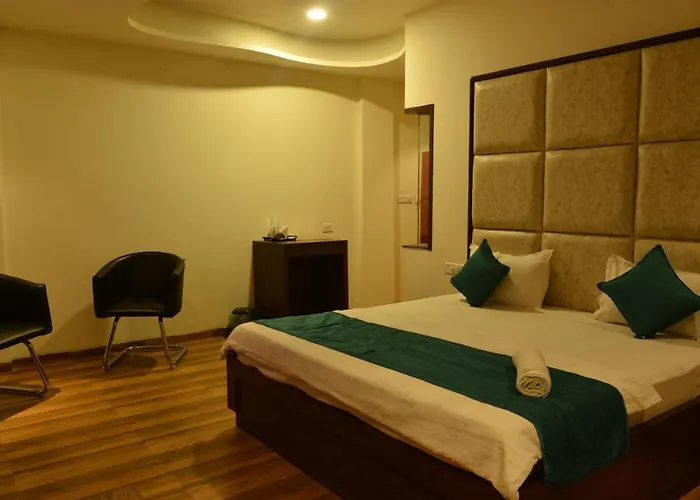 Hotel Red Velvet Suites Delhi Airport