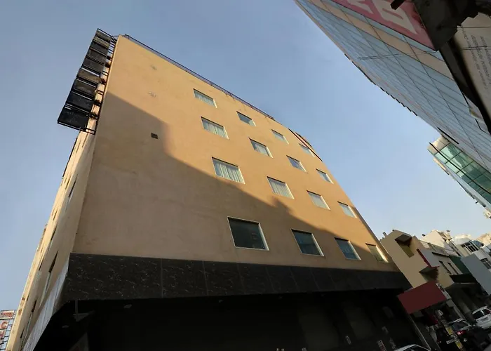 Oyo Townhouse 901 Prime Enclave Near Ambience Mall
