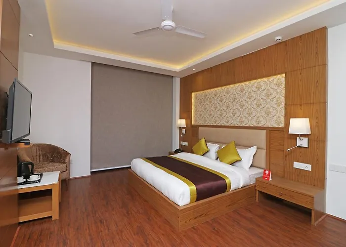 Capital O 10824 Hotel Star Suites