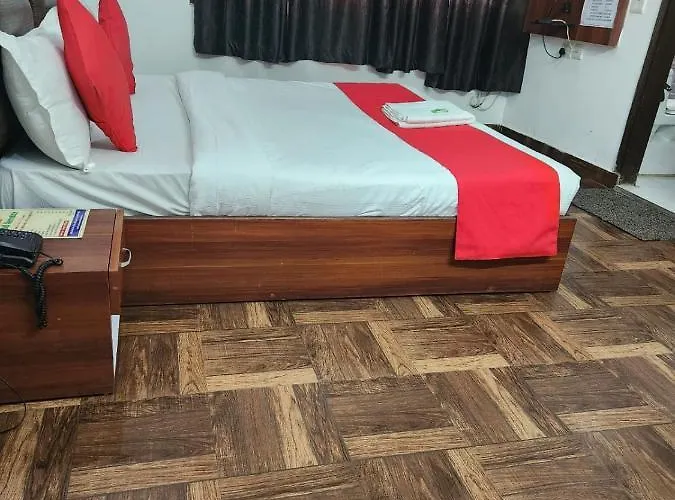Hotel Cozy Cave Near Igi Airport Delhi
