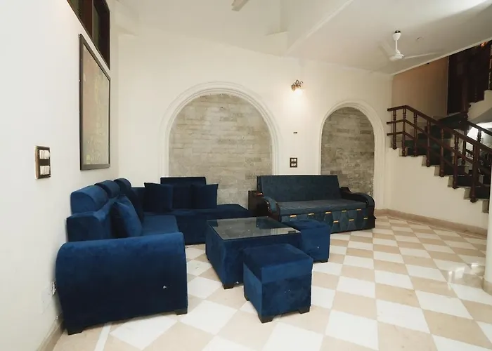Mintstar Apartment And Suites