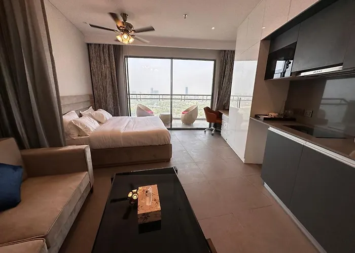 21St Floor Skystudio Suite With Balcony