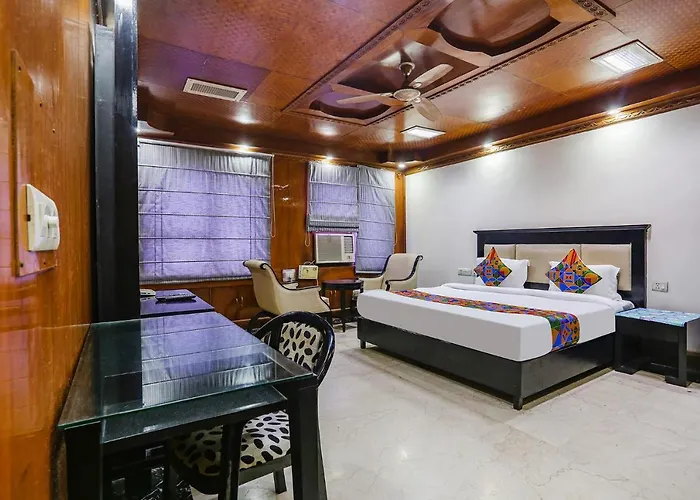 Fabhotel Blue Moon Home Stay