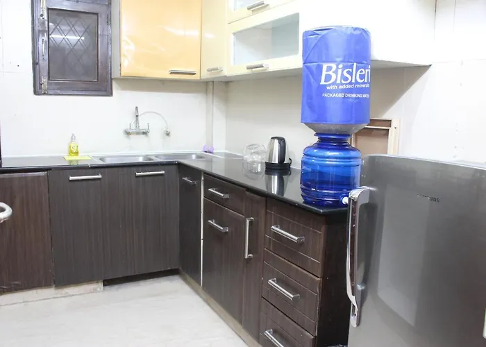 Luxurious Jacuzzi Hot Tub 1Bhk Suite With Spa Tub 11