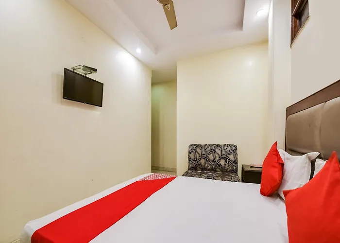 Oyo Hotel West India