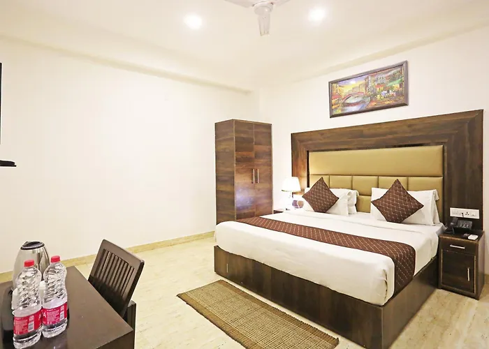 Hotel De Kiara Near Delhi Airport