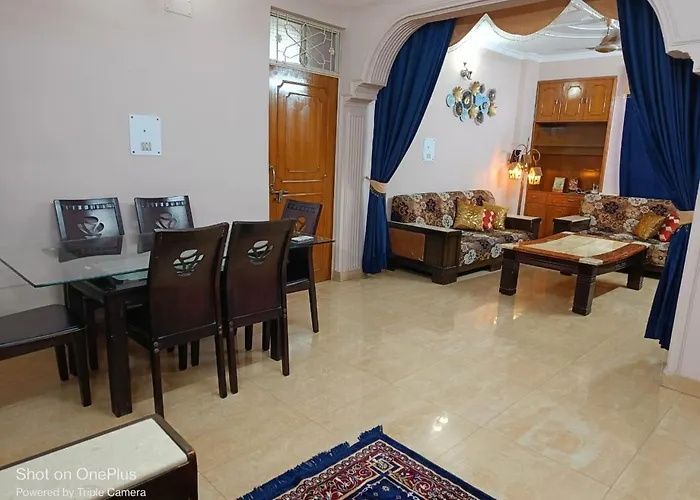 Bnbbuddy 2 Bedroom Anugraha, Dwarka