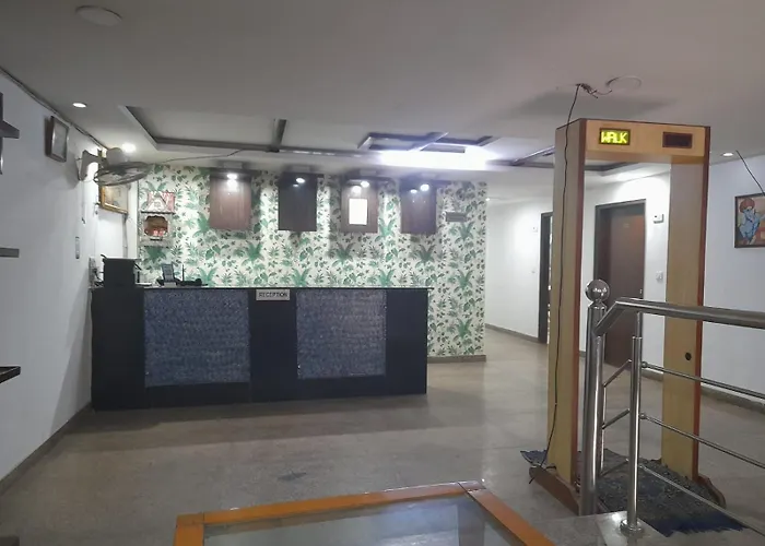 Hotel Airport Aditya Inn