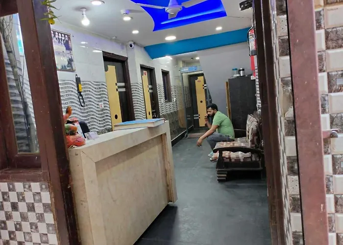 Hotel O Naseeb Near Jama Masjid