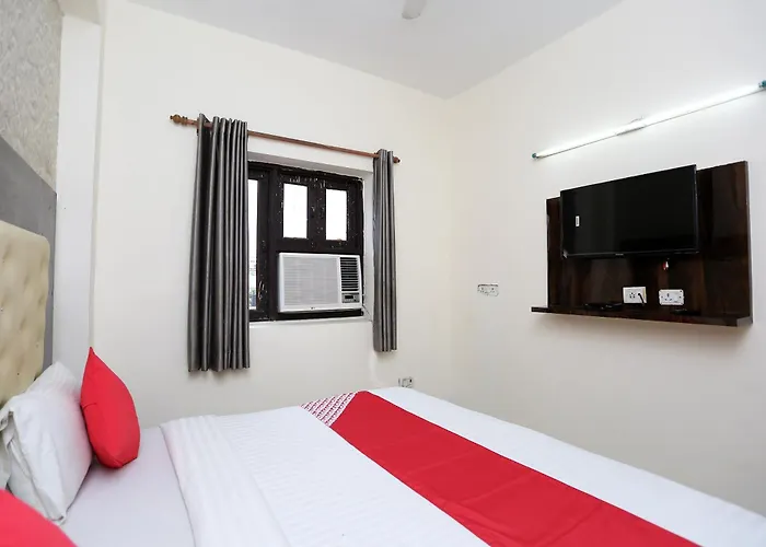 Oyo Flagship Hotel Aamantran Inn