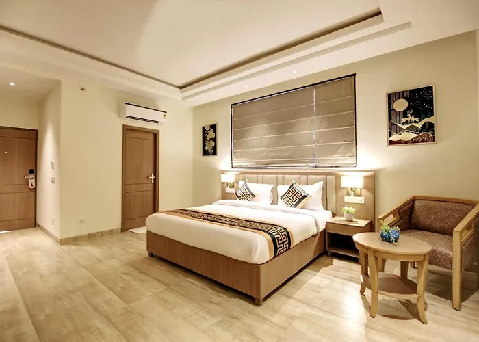 Hotel Royal Marina Near Igi Airport Delhi
