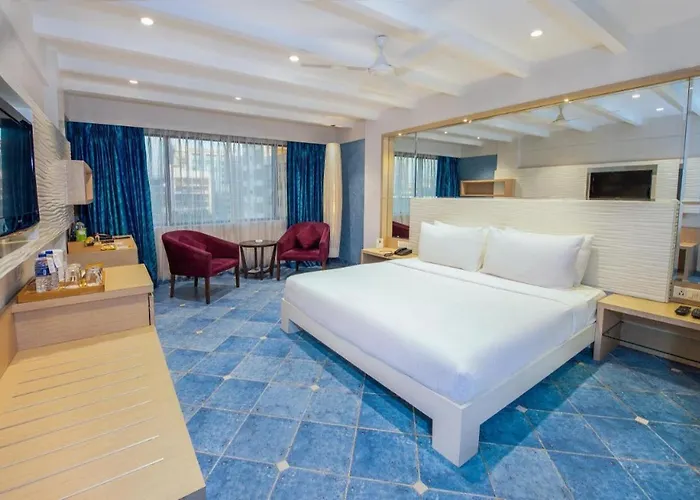 De Empire Suites Near Delhi Airport