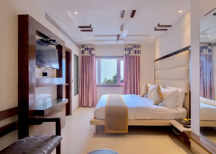 Empire Suites, New Delhi
