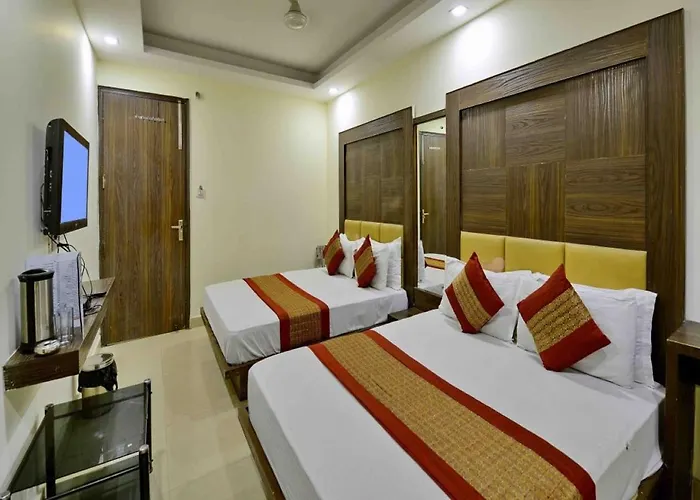 Spot International - Main Bazar Paharganj New Delhi