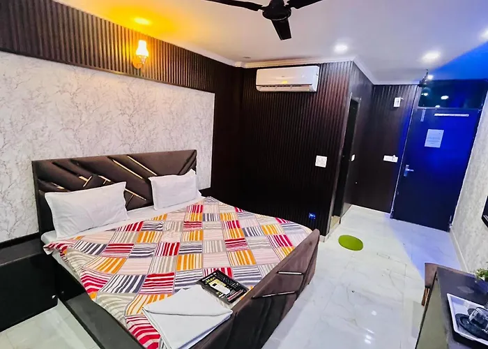 Hotel Nizamuddin Fab