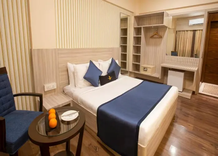 Glory Inn Near Delhi Airport