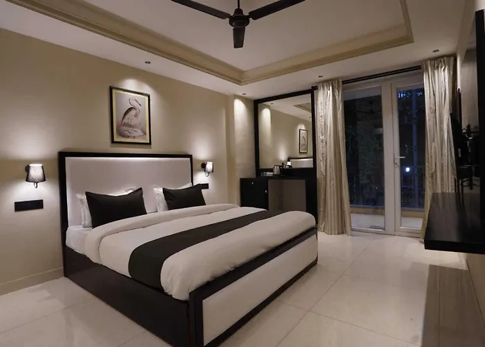 Hotel City Lite Near Igi Delhi Airport