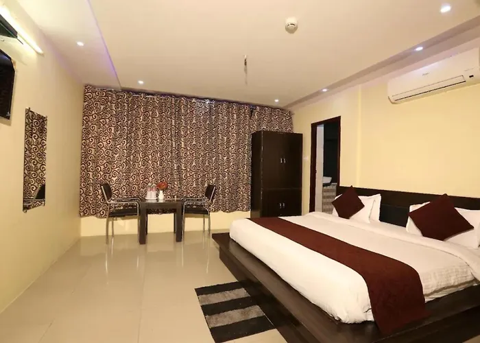 The Pg Guest House By A1Rooms