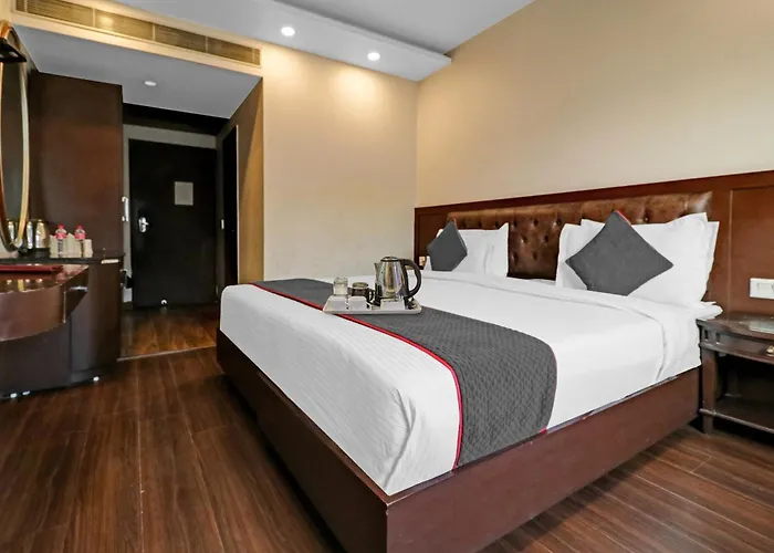 Hotel New Luxx Stay - Near Igi Airport