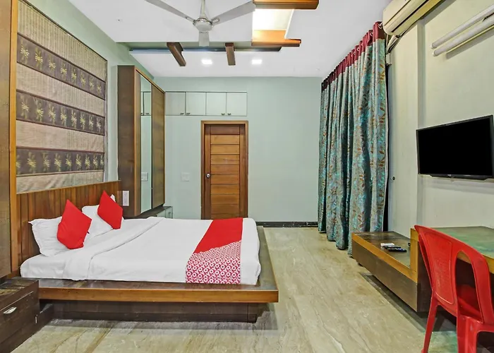 Super Hotel O Kalkaji Delhi Formerly Pragya Palace