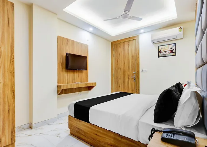 Hotel O Manor Luxe Near Airport